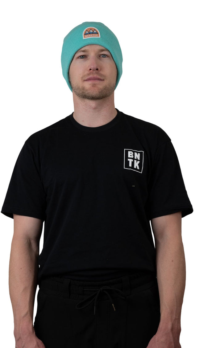 ACRYLIC BEANIE: AQUA