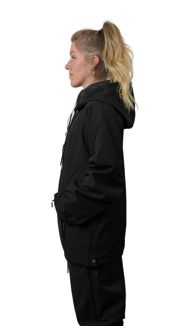 VIBE WATERPROOF TECH HOODIE: BLACK