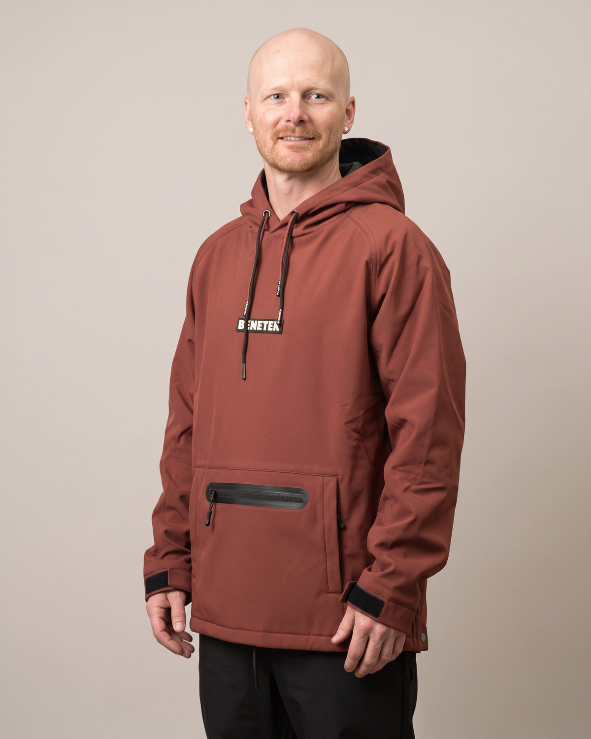 VIBE WATERPROOF TECH HOODIE: BURGUNDY